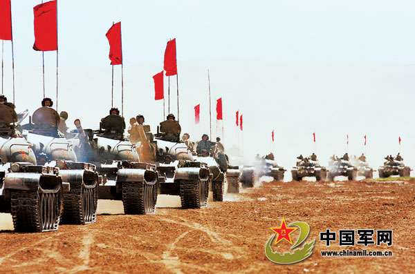 資料圖：參演部隊在北京軍區(qū)某訓練基地進行訓練。
