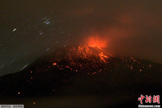 厄瓜多爾通古拉瓦火山劇烈噴發