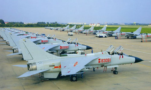 中國(guó)海軍新飛豹首飛成功 創(chuàng)世界紀(jì)錄