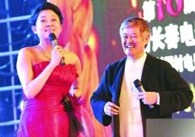 央視春晚語言類節目基本成型 趙本山演樸實百姓
