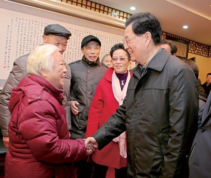 胡錦濤闊別34年后回鄉不封路