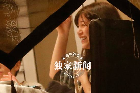 每日追星：陳妍希會陳可辛嘟嘴賣萌 王學兵攜新歡曖昧同歸