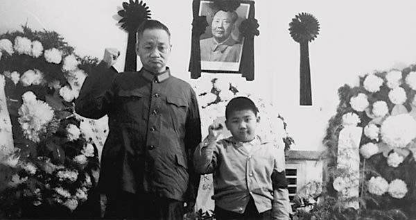 毛新宇成長三步曲