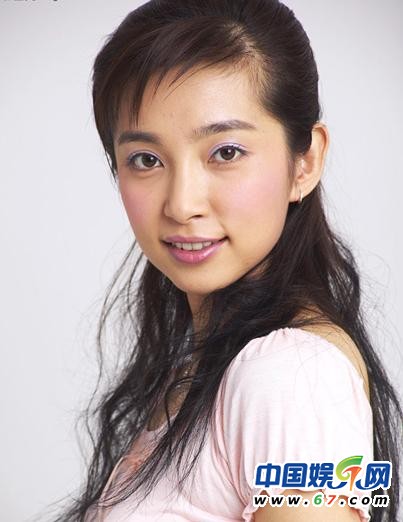 揭明星如何褪去鄉村屌絲氣