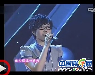 吳莫愁09年參加選秀視頻曝光 短發淡妝清純如中學生