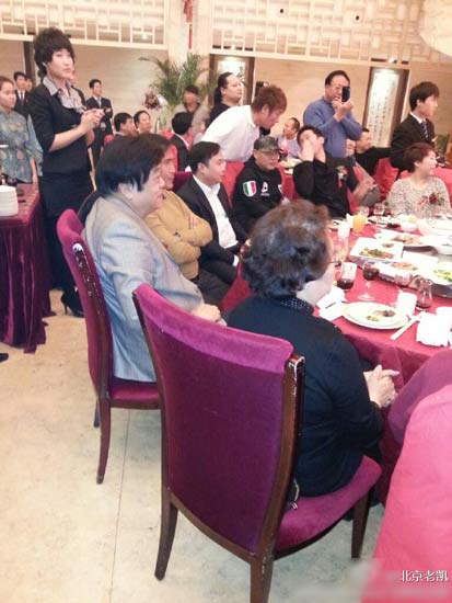 73歲趙忠祥壽宴內場圖曝光 春晚老明星齊聚如晚會