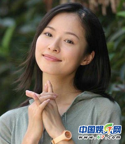 宋丹丹高考遇初戀導致落榜 揭秘明星考試趣聞及青澀照