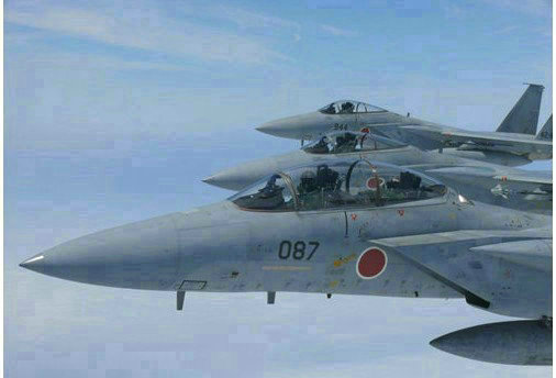 資料圖：日本出動攔截中國飛機的F-15戰斗機。