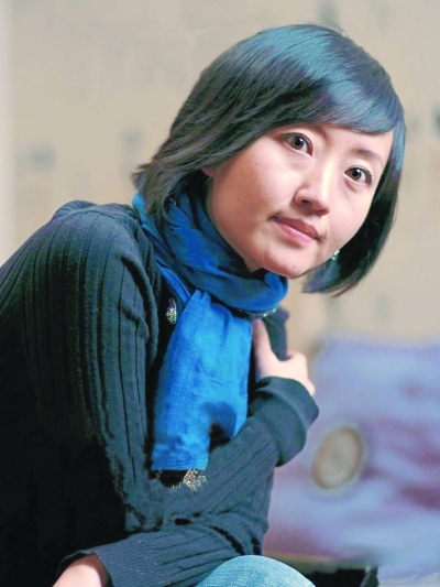 新書熱銷引諸多非議，閭丘露薇暗諷其采訪不專業(yè)