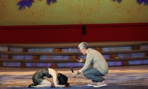 趙本山與徒弟妻子演床戲 悉數本山與女星親熱瞬間