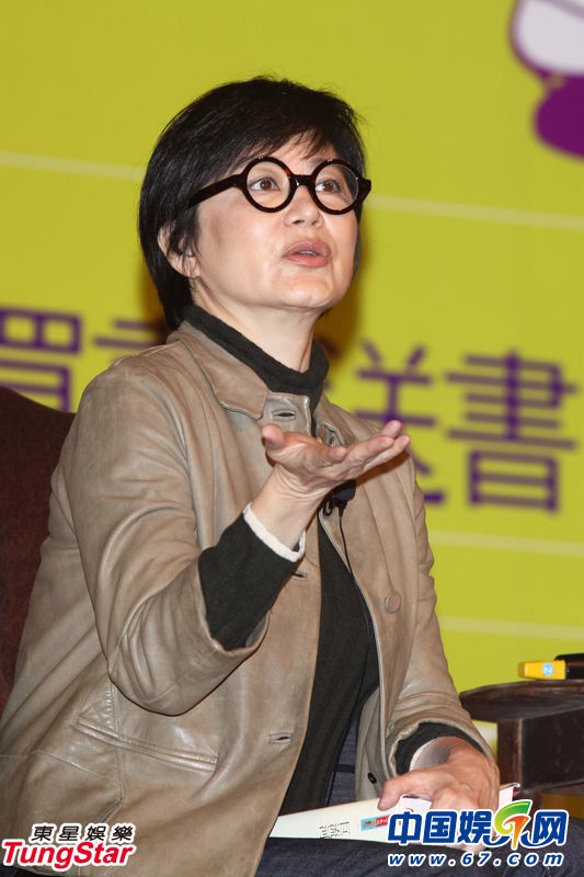 林青霞短發亮相出席活動