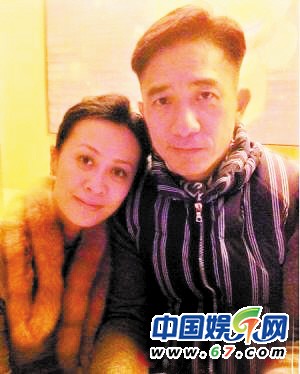 揭露艷照女星的后現代生活