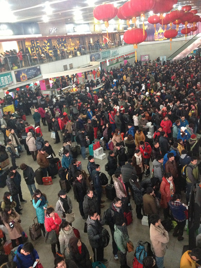 直擊春節前最后一個客運高峰