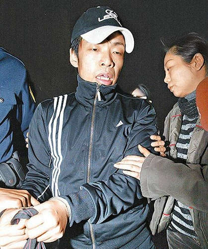 揭秘臺灣藝人的生存實況：被潛、被虐、被賣肉！
