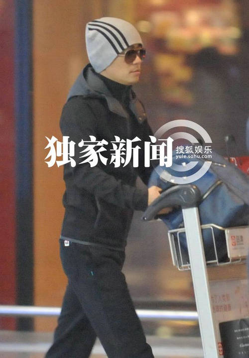 王寶強潮范兒現身