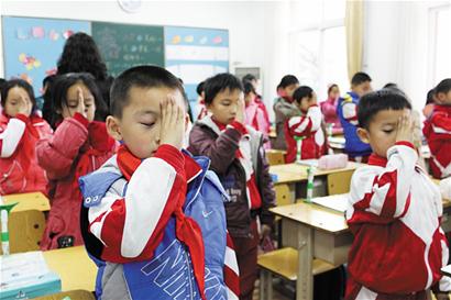 青島推亮眼計劃：三年內四成以上中小學生不近視