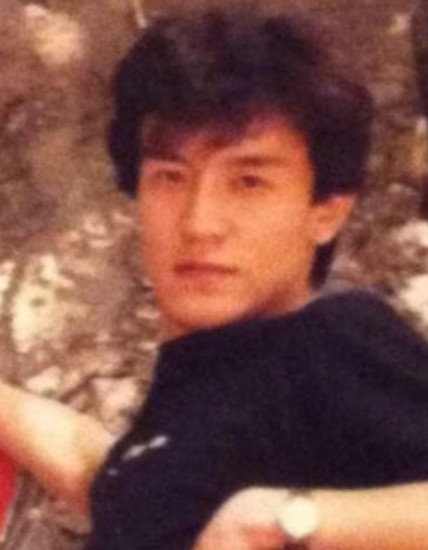 李詠19歲青澀舊照曝光 鼻梁高挺英俊似費翔