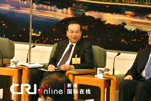 重慶代表團回應薄熙來案：目前正在依法審理