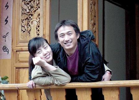 文章初戀女友曝光 揭明星大學(xué)時(shí)戀愛那些事