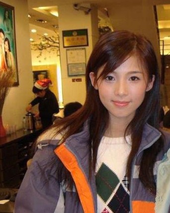 高校宅男女神級校花小清新藝術照
