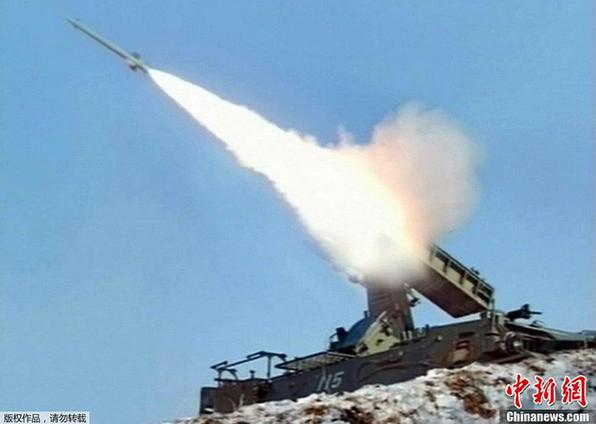 金正恩視察朝鮮地對空導彈發射演練