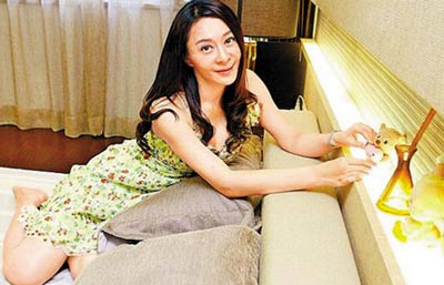 張曼玉遭前夫性侵 關之琳新婚遭拋棄 揭女星離婚之殤