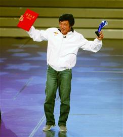 青島勇士郭川環球航海凱旋 中國第一人