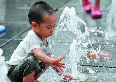 青島連續6天35℃以上 未來一周無大雨情