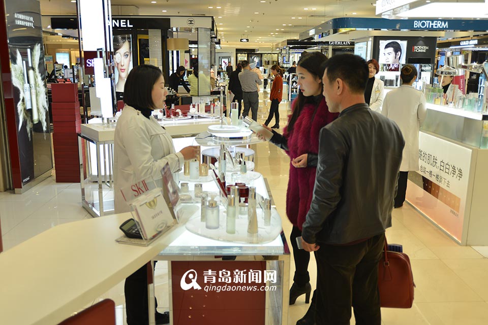 魯商集團(tuán):電子商務(wù)促發(fā)展 養(yǎng)老項(xiàng)目創(chuàng)未來 魯商集團(tuán):電子商務(wù)促發(fā)展 養(yǎng)老項(xiàng)目創(chuàng)未來