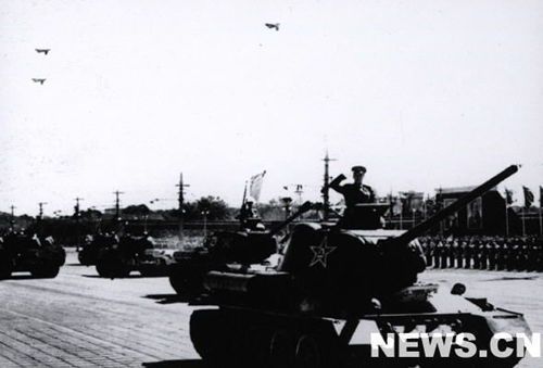 1958年國慶閱兵 民兵方隊規模空前