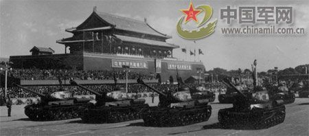 1958年國慶閱兵 民兵方隊規模空前 1958年國慶閱兵 民兵方隊規模空前