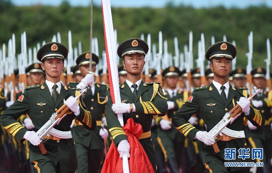 走近升旗儀式護衛方隊
